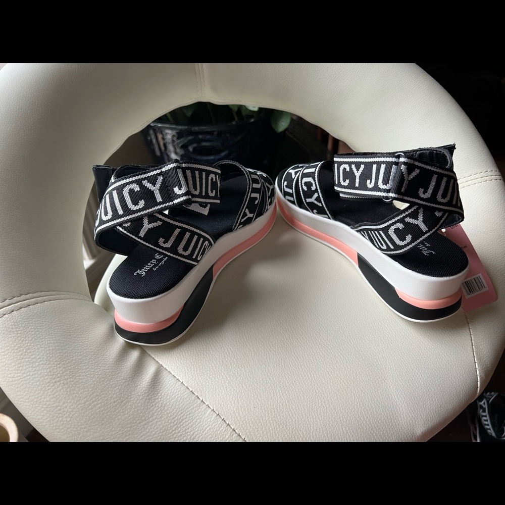Juicy Couture Impulse Wedge Sandals Strappy Ankle Logo Sz 6 Black White Pink NEW - Picture 7 of 10